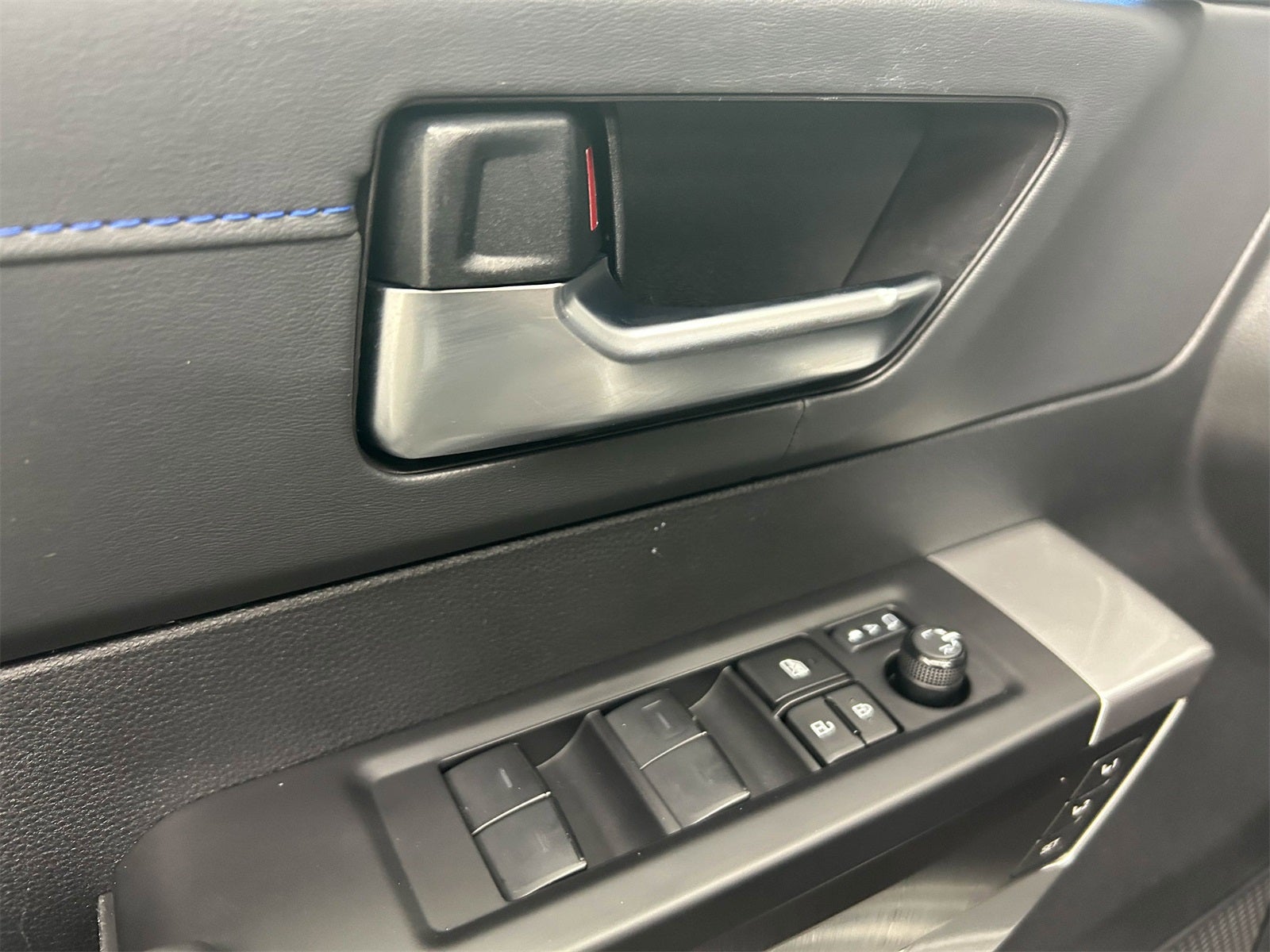 2023 Toyota Sequoia Platinum 4WD