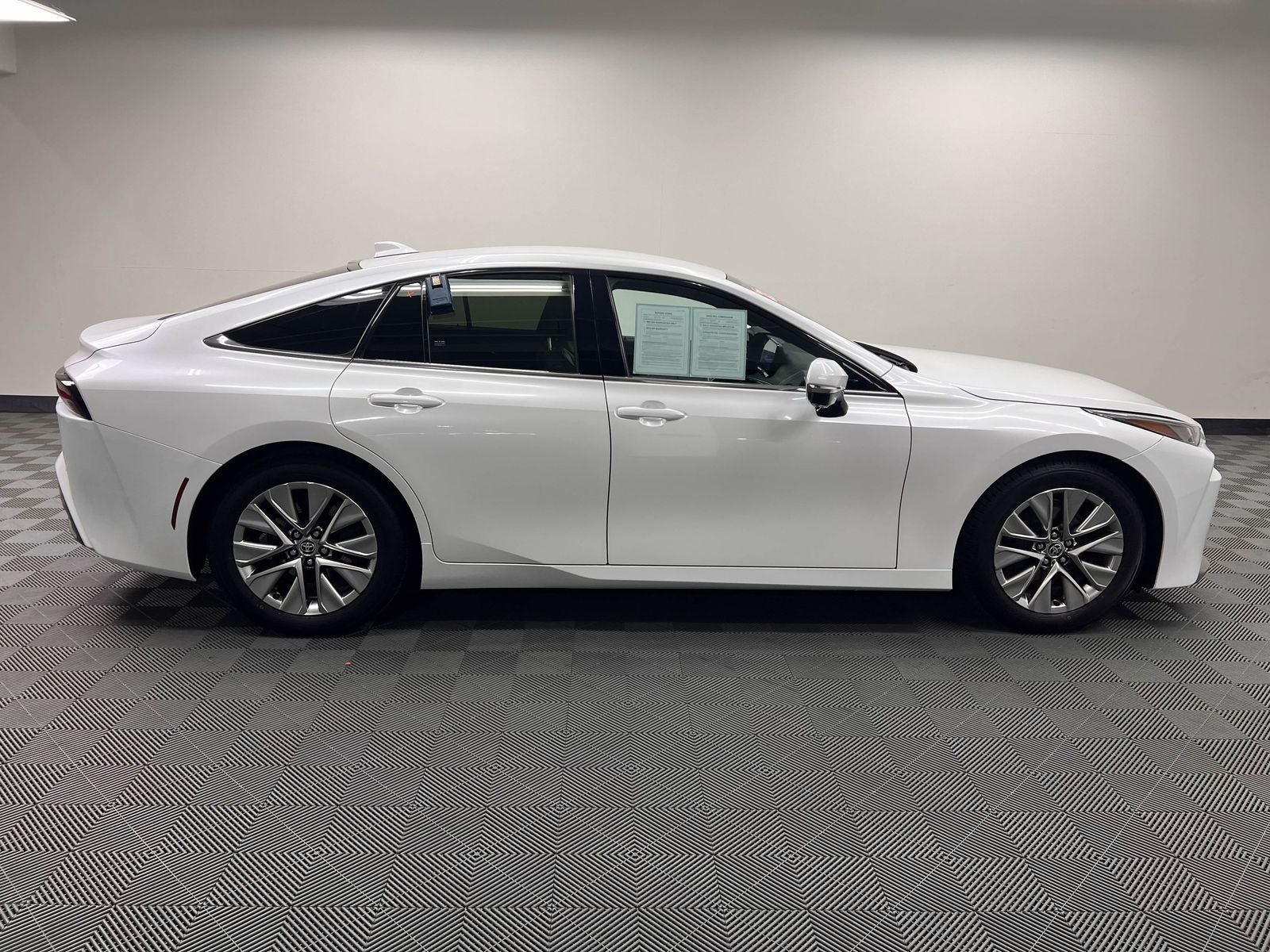 2023 Toyota Mirai XLE