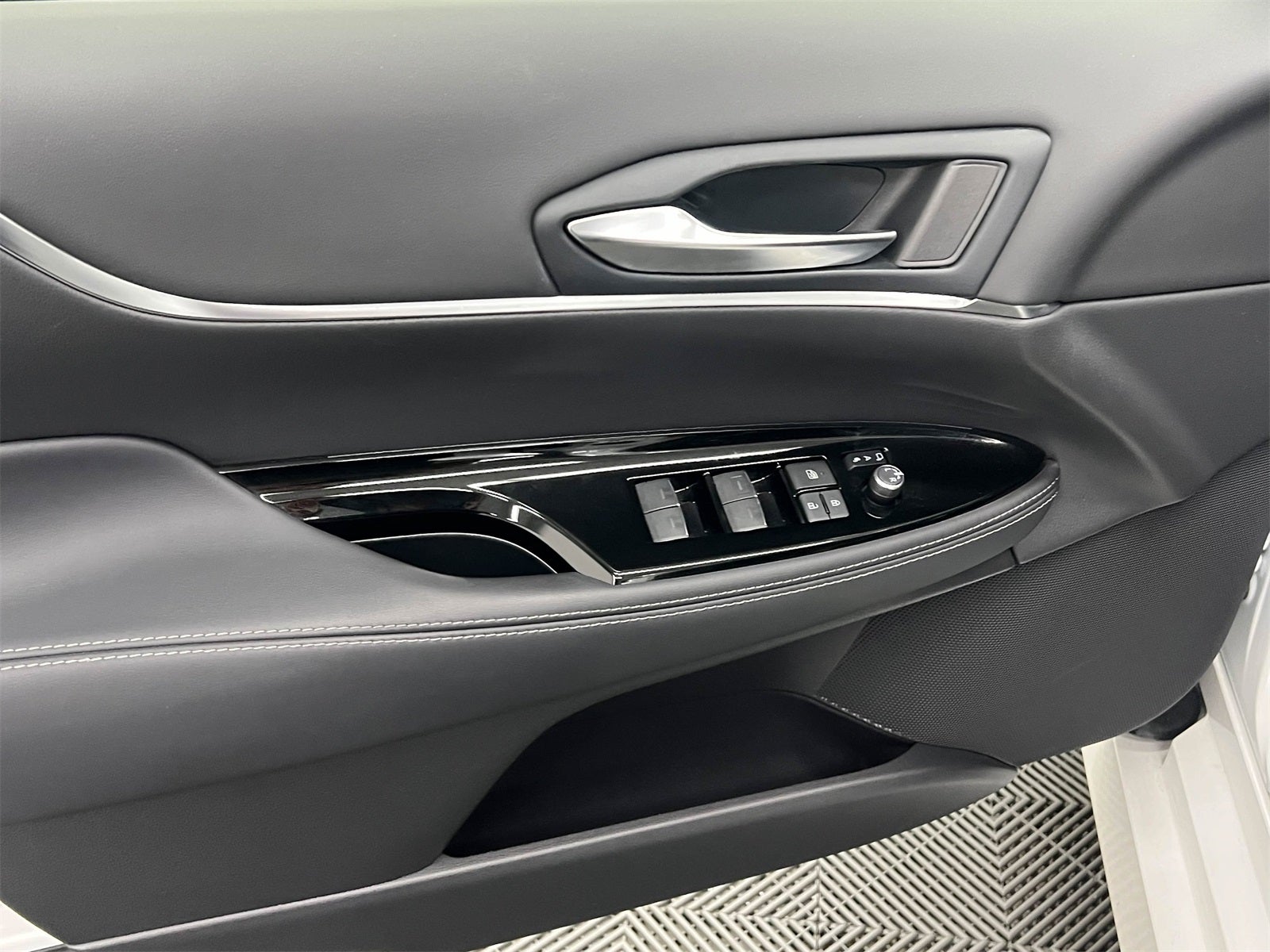 2022 Toyota Mirai XLE