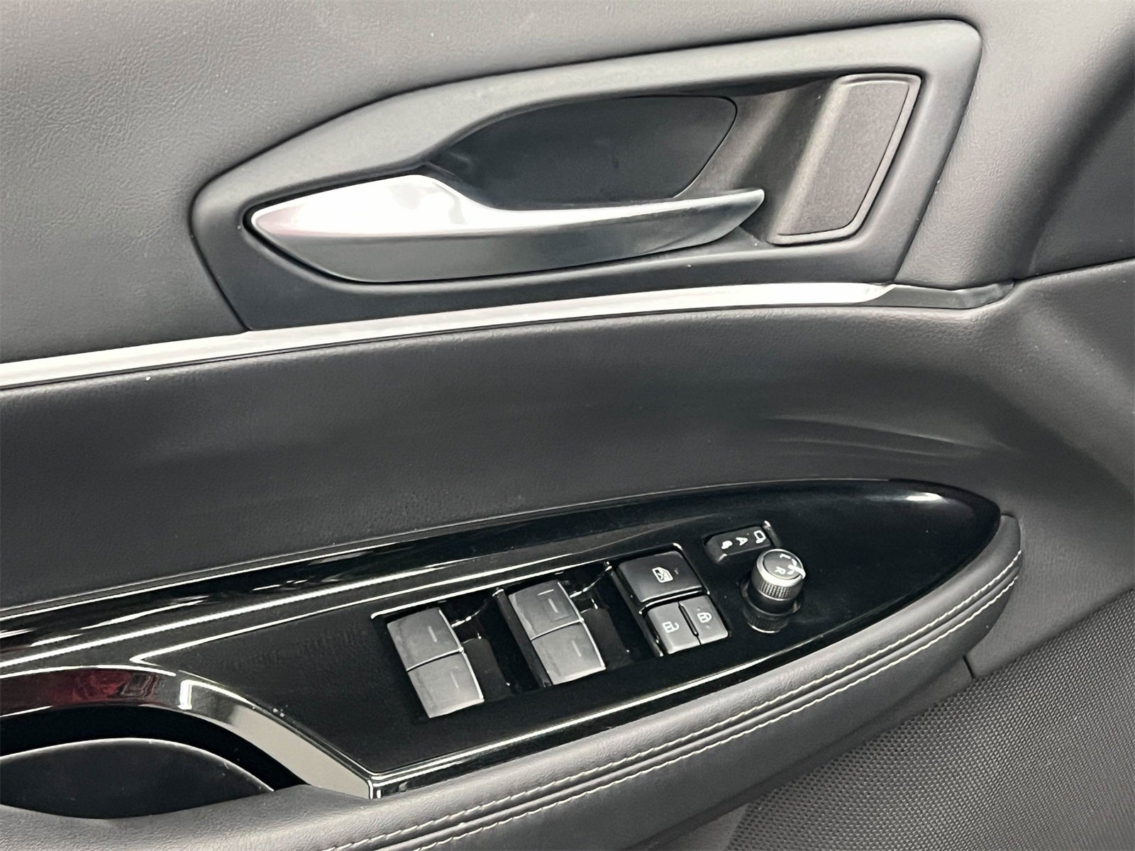 2022 Toyota Mirai XLE