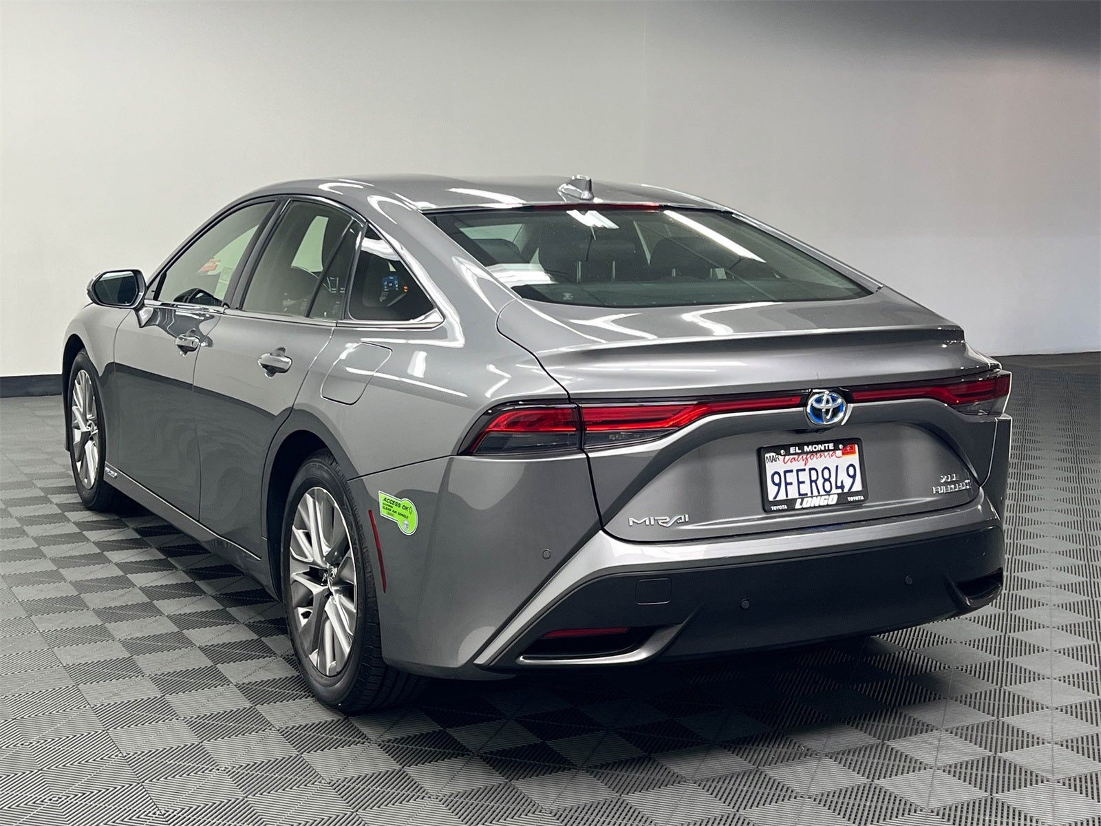 2022 Toyota Mirai XLE