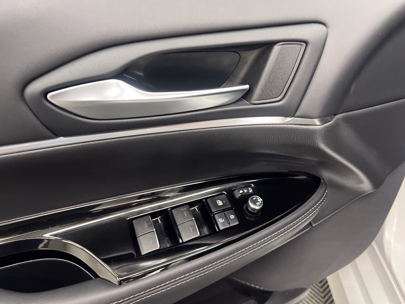2023 Toyota Mirai XLE