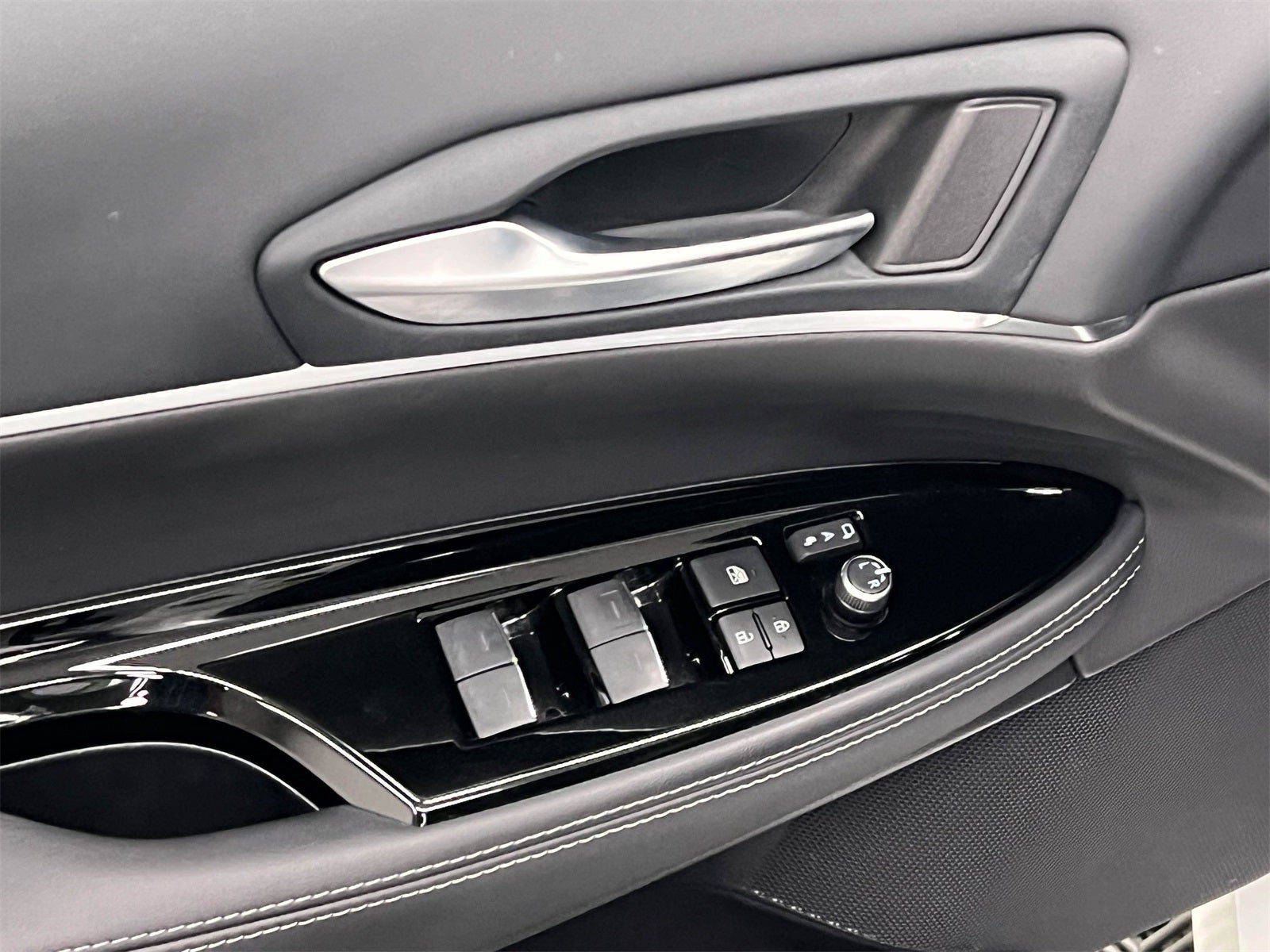 2023 Toyota Mirai XLE