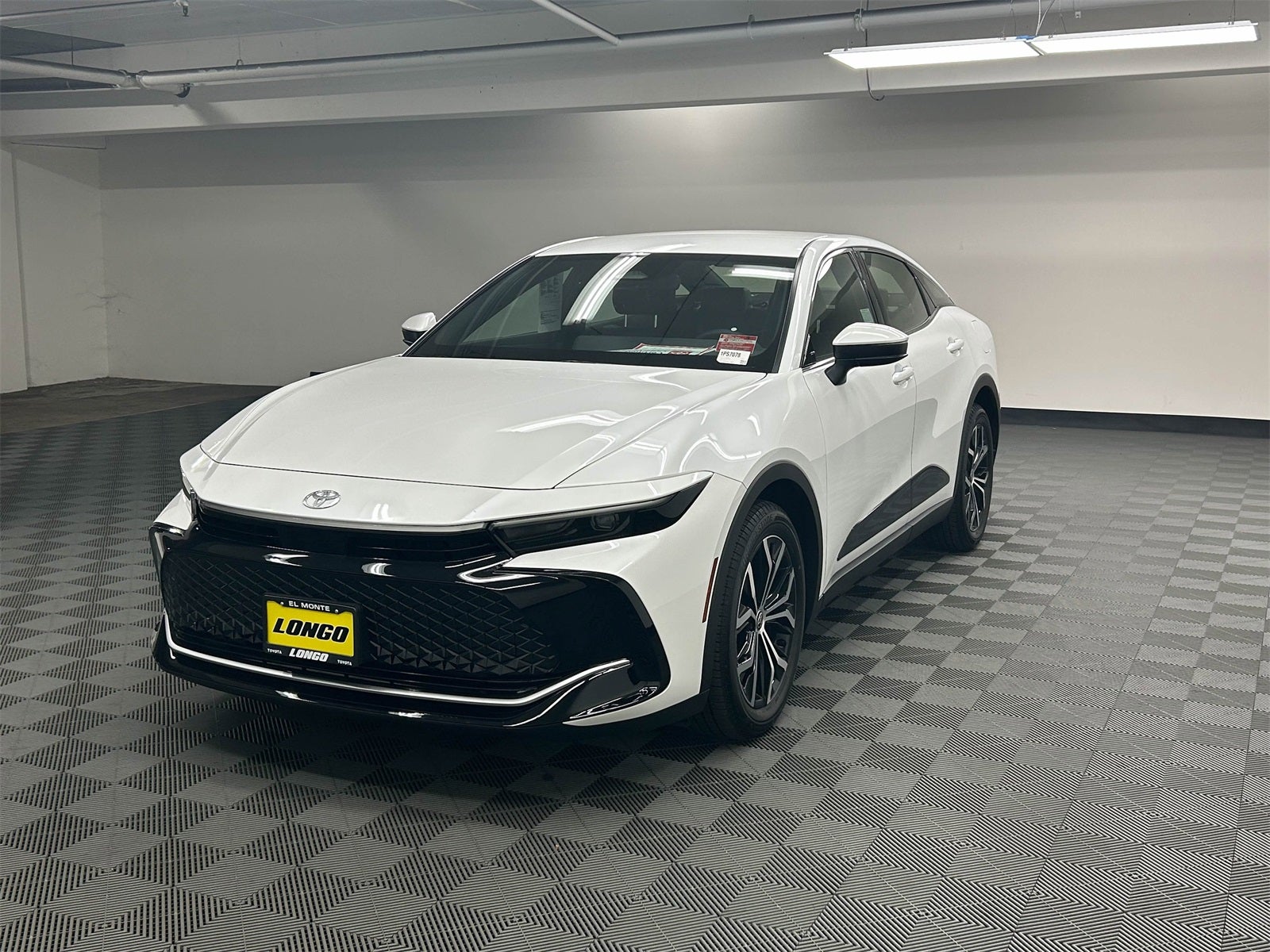 2025 Toyota Crown XLE