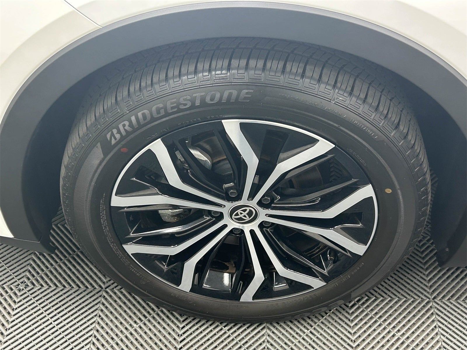 2025 Toyota Crown XLE