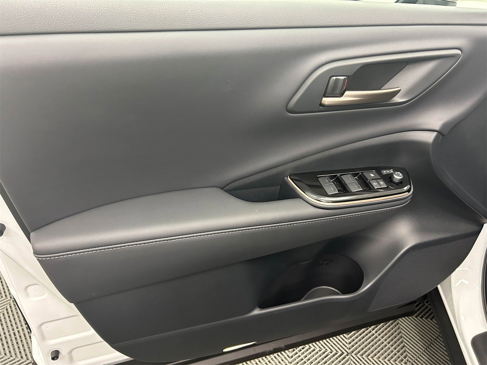 2025 Toyota Crown XLE