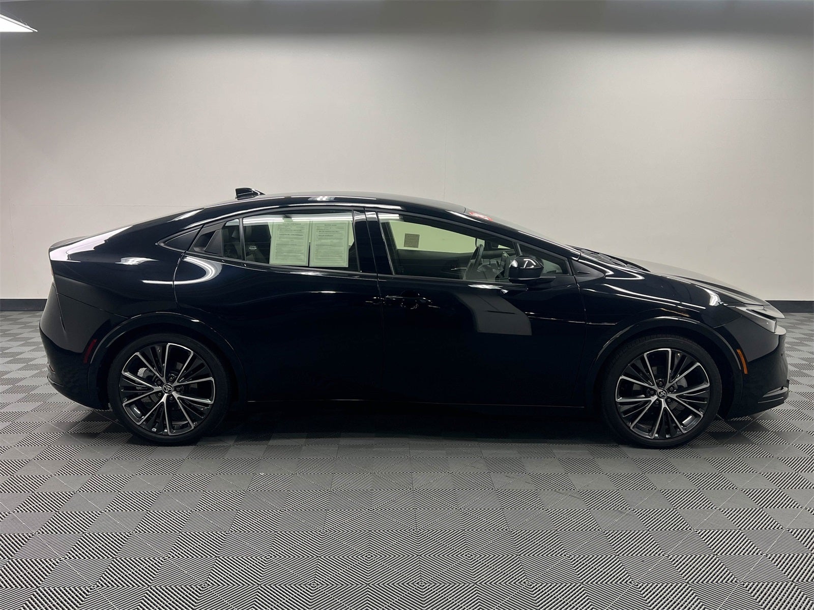 2024 Toyota Prius XLE