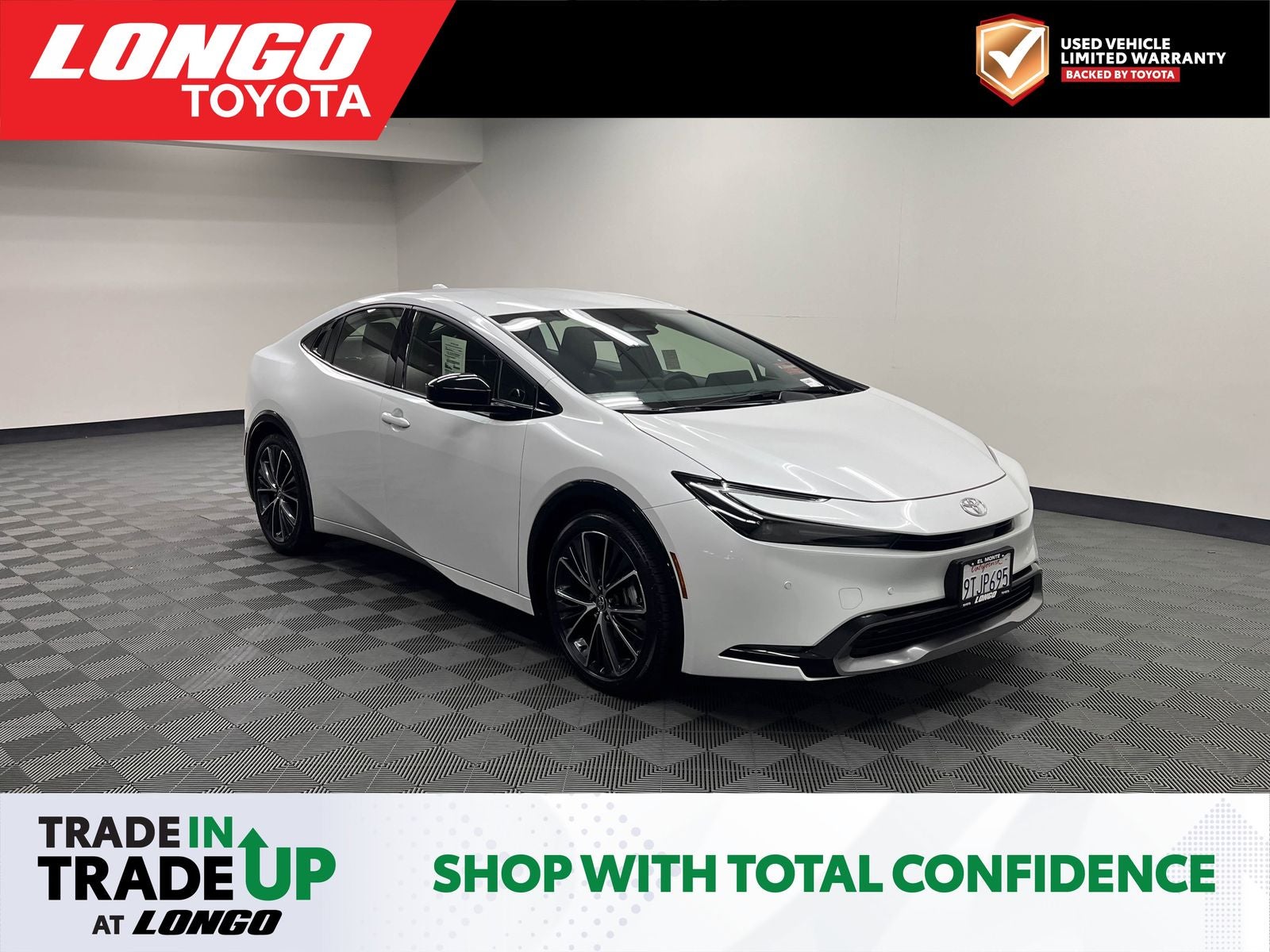 2025 Toyota Prius XLE