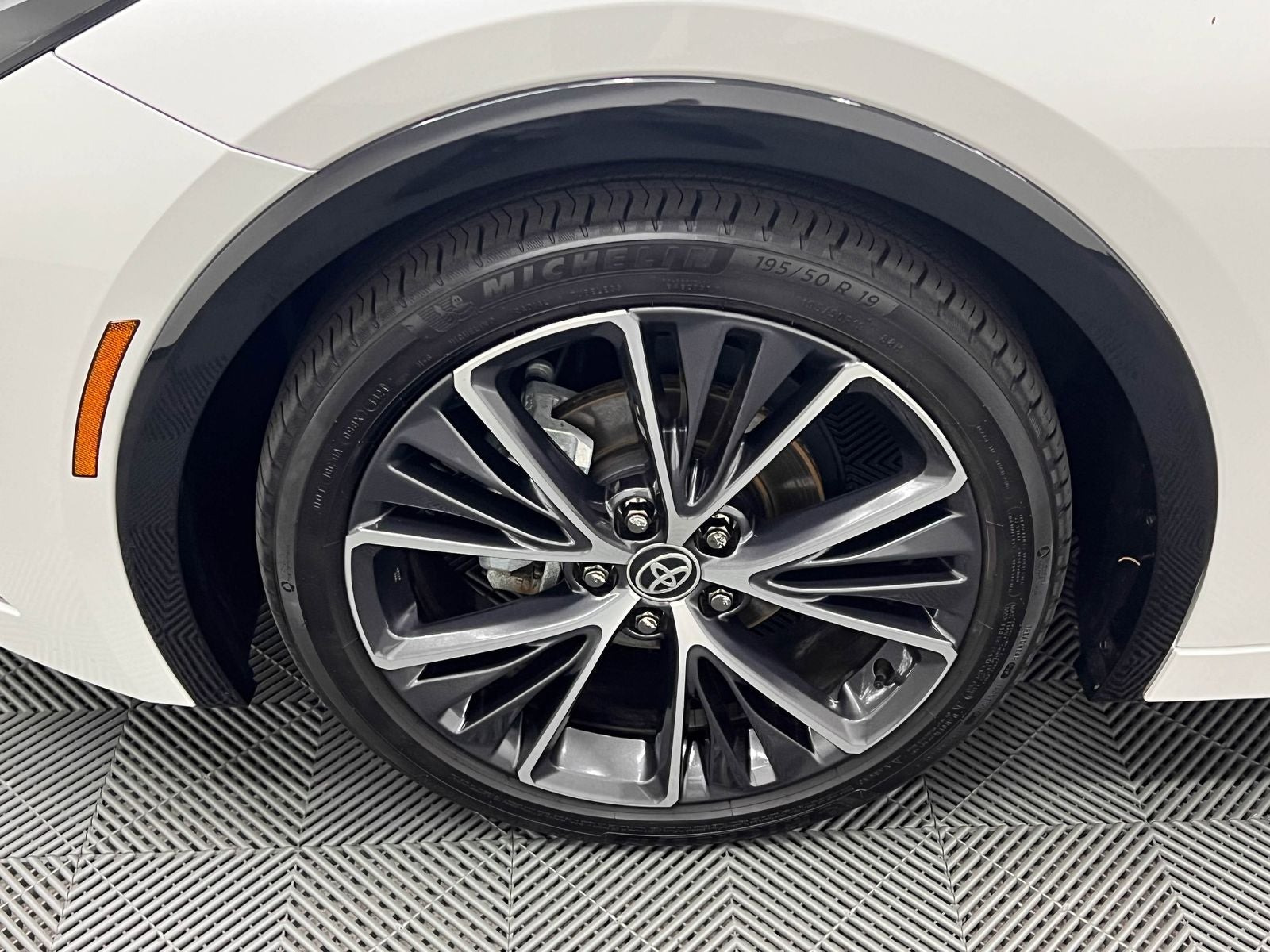 2025 Toyota Prius XLE