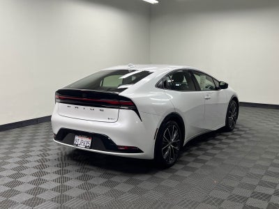 2025 Toyota Prius XLE
