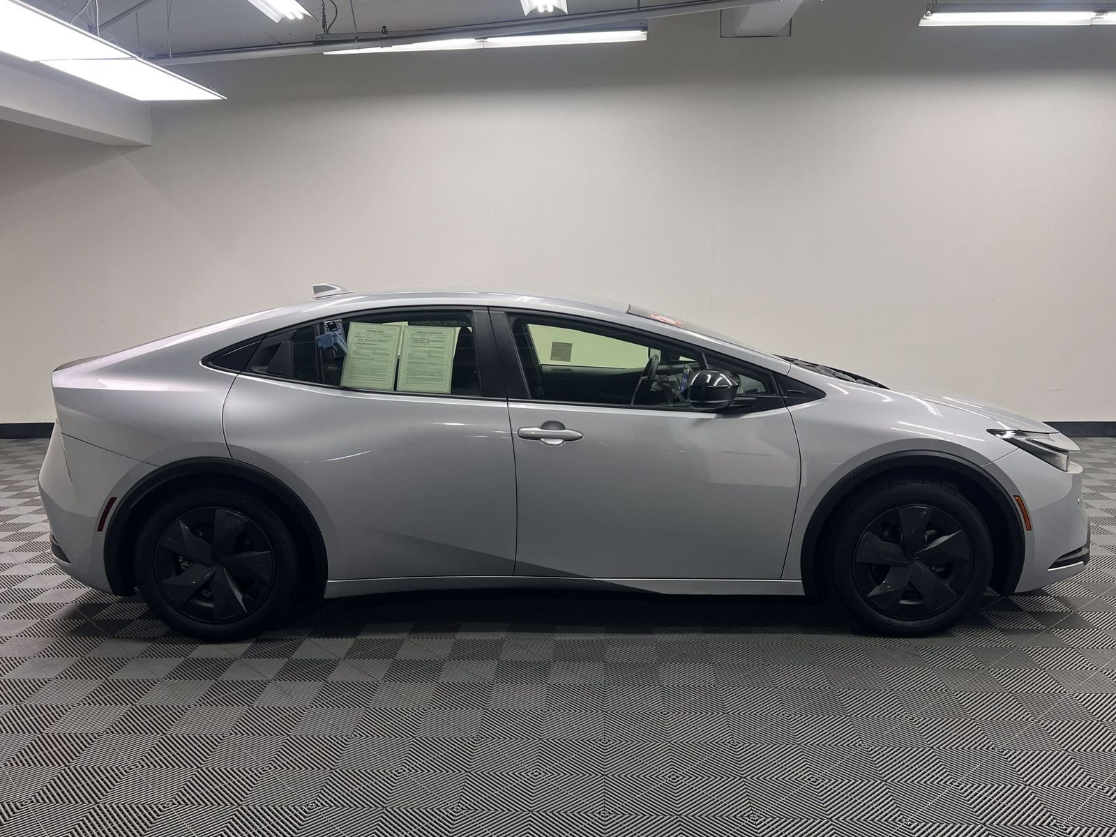 2024 Toyota Prius LE