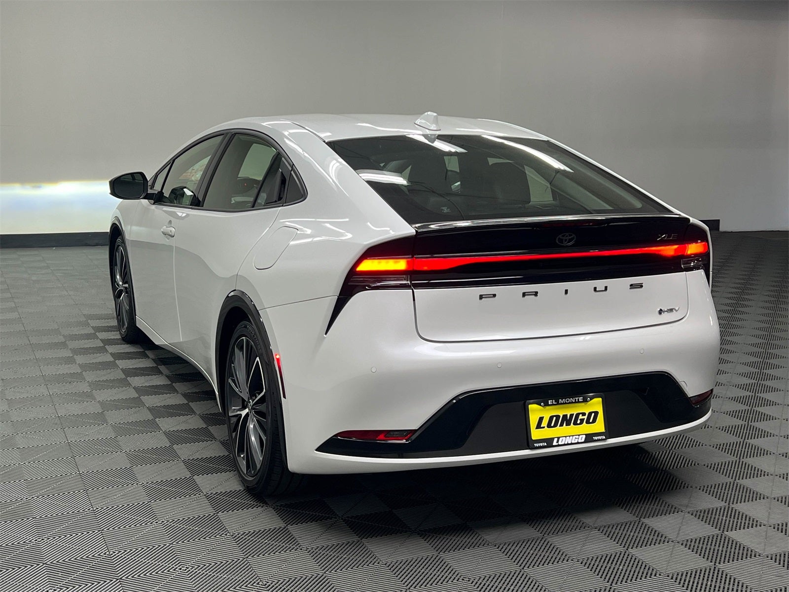2024 Toyota Prius XLE