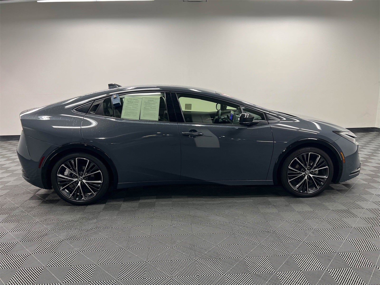 2024 Toyota Prius XLE