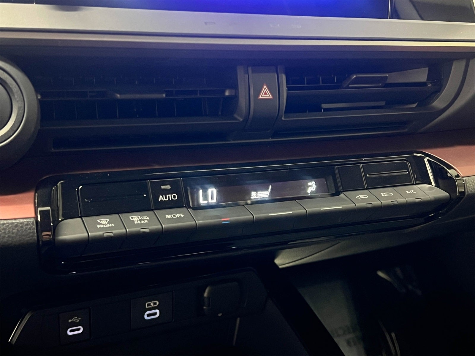 2024 Toyota Prius Prime SE