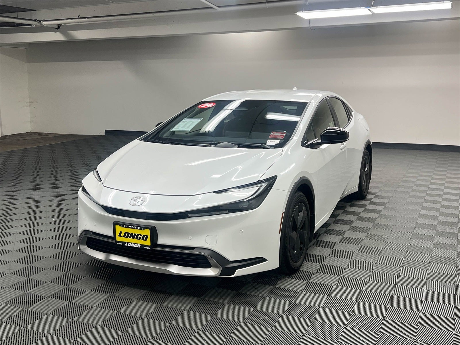 2024 Toyota Prius Prime SE