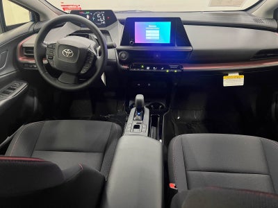 2026 Toyota Prius Plug-In Hybrid SE