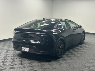 2025 Toyota Prius Plug-In Hybrid SE