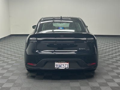 2025 Toyota Prius Plug-In Hybrid SE