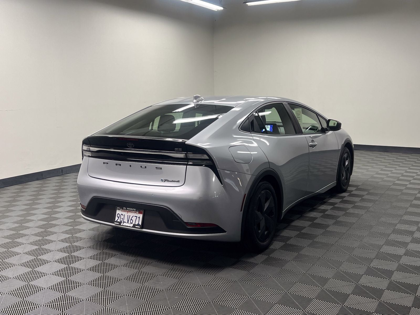 2023 Toyota Prius Prime SE