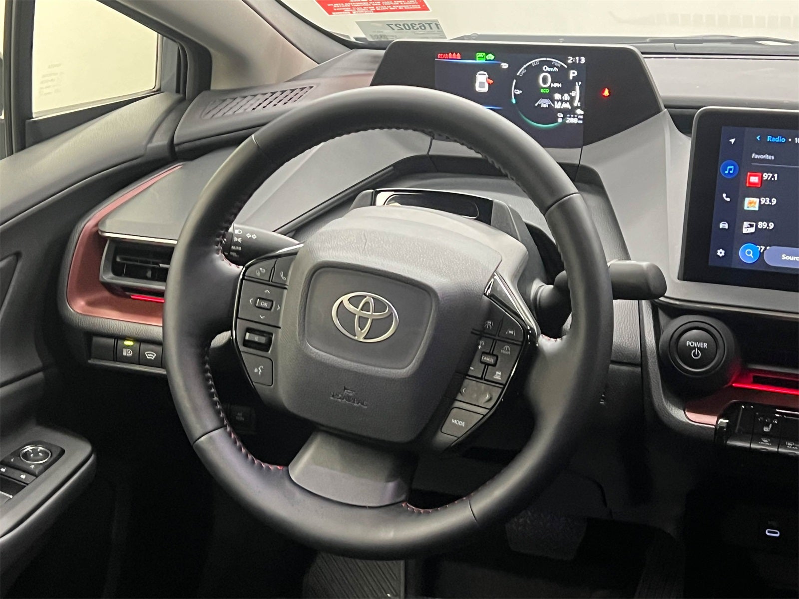 2025 Toyota Prius Plug-In Hybrid XSE