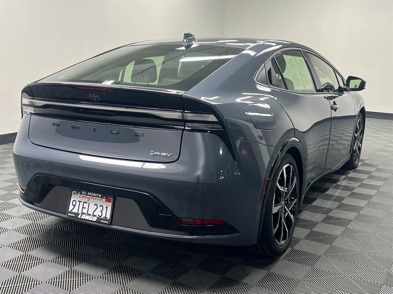 2025 Toyota Prius Plug-In Hybrid XSE