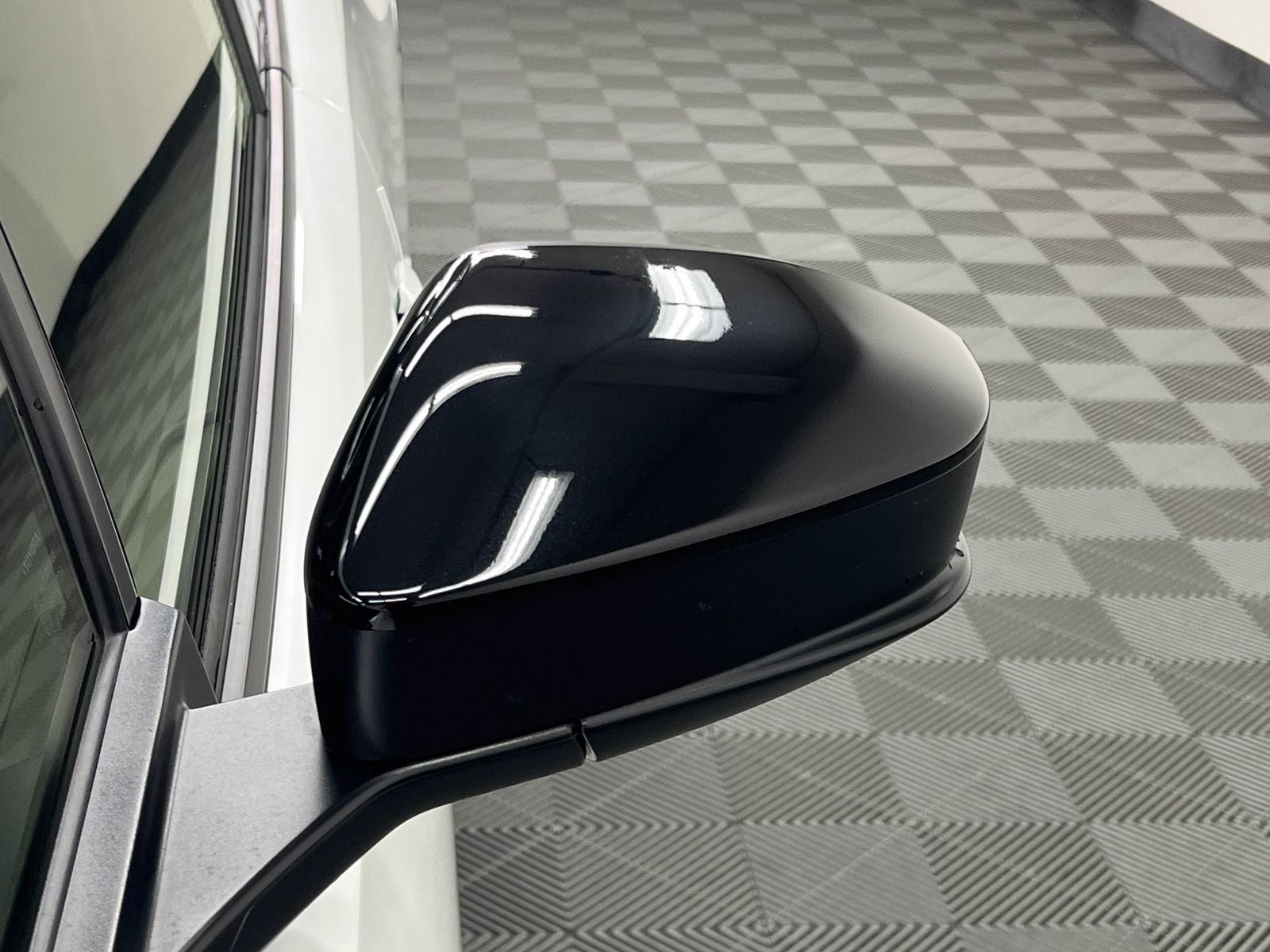 2023 Toyota Prius XLE