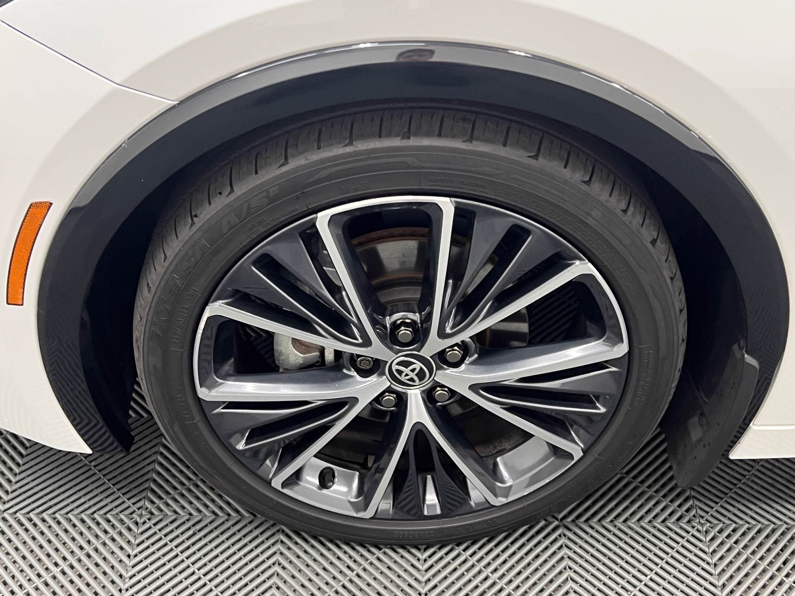 2023 Toyota Prius XLE