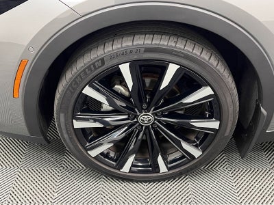 2023 Toyota Crown Platinum