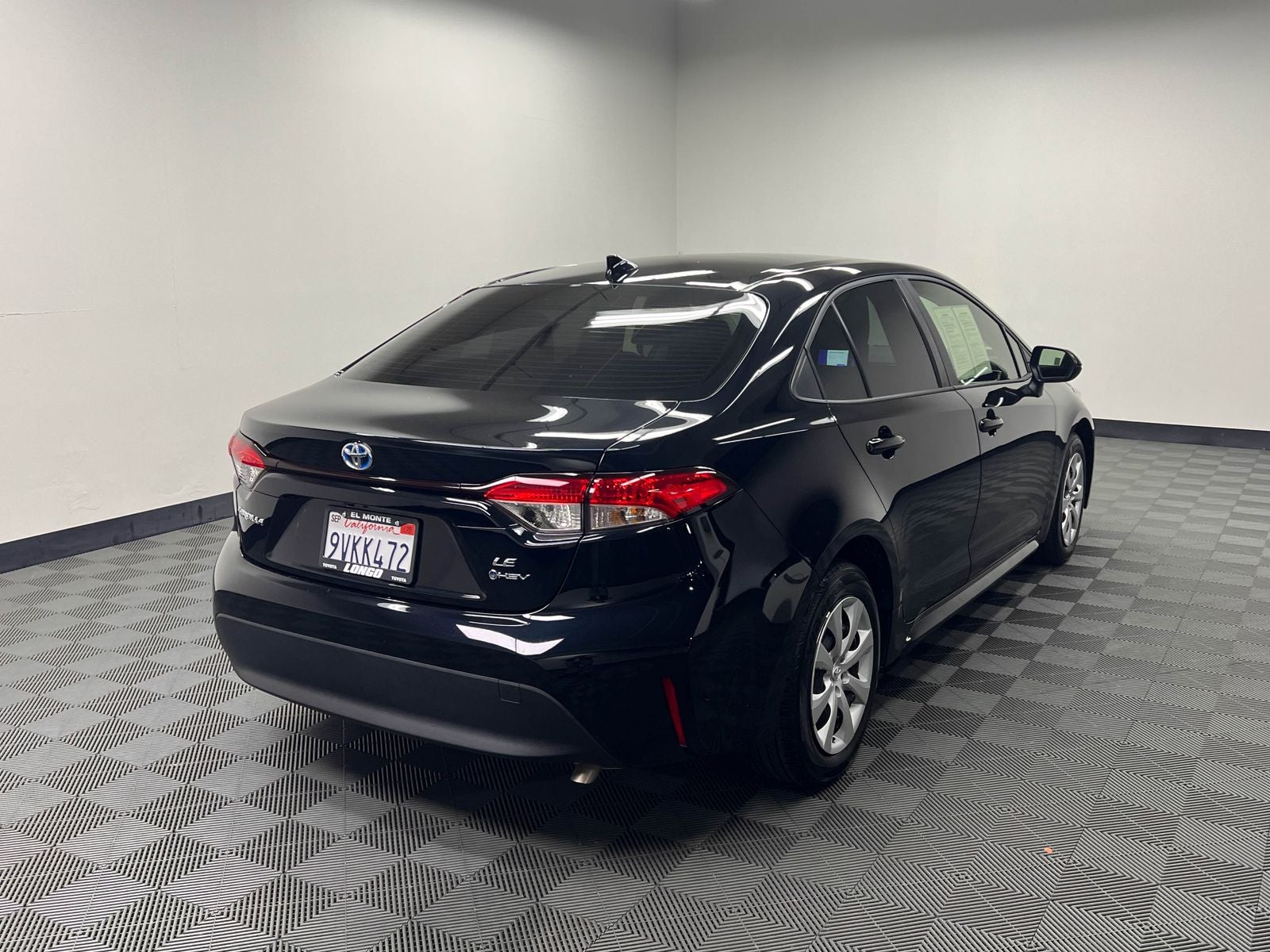 2025 Toyota Corolla Hybrid LE