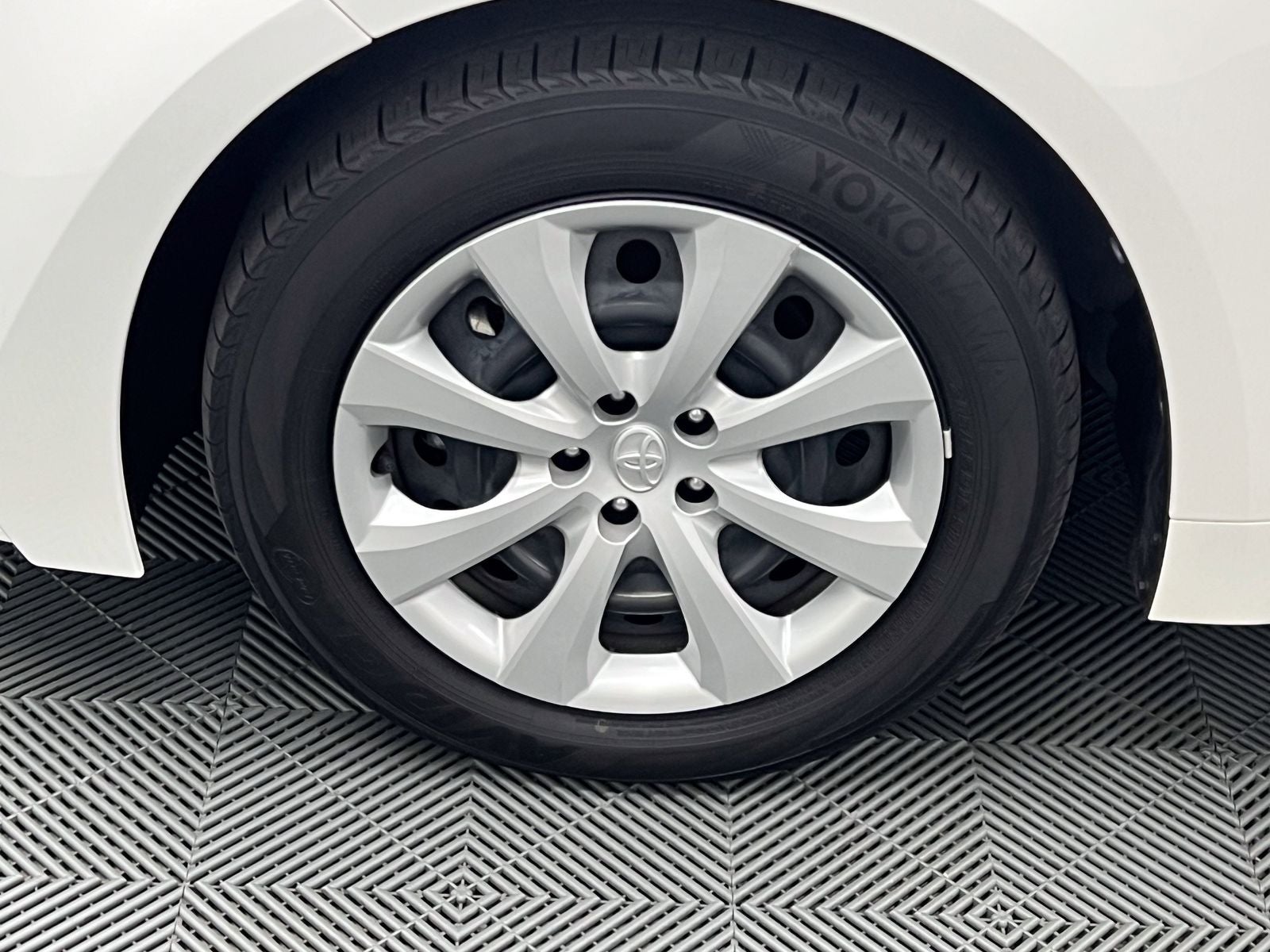 2023 Toyota Corolla Hybrid LE