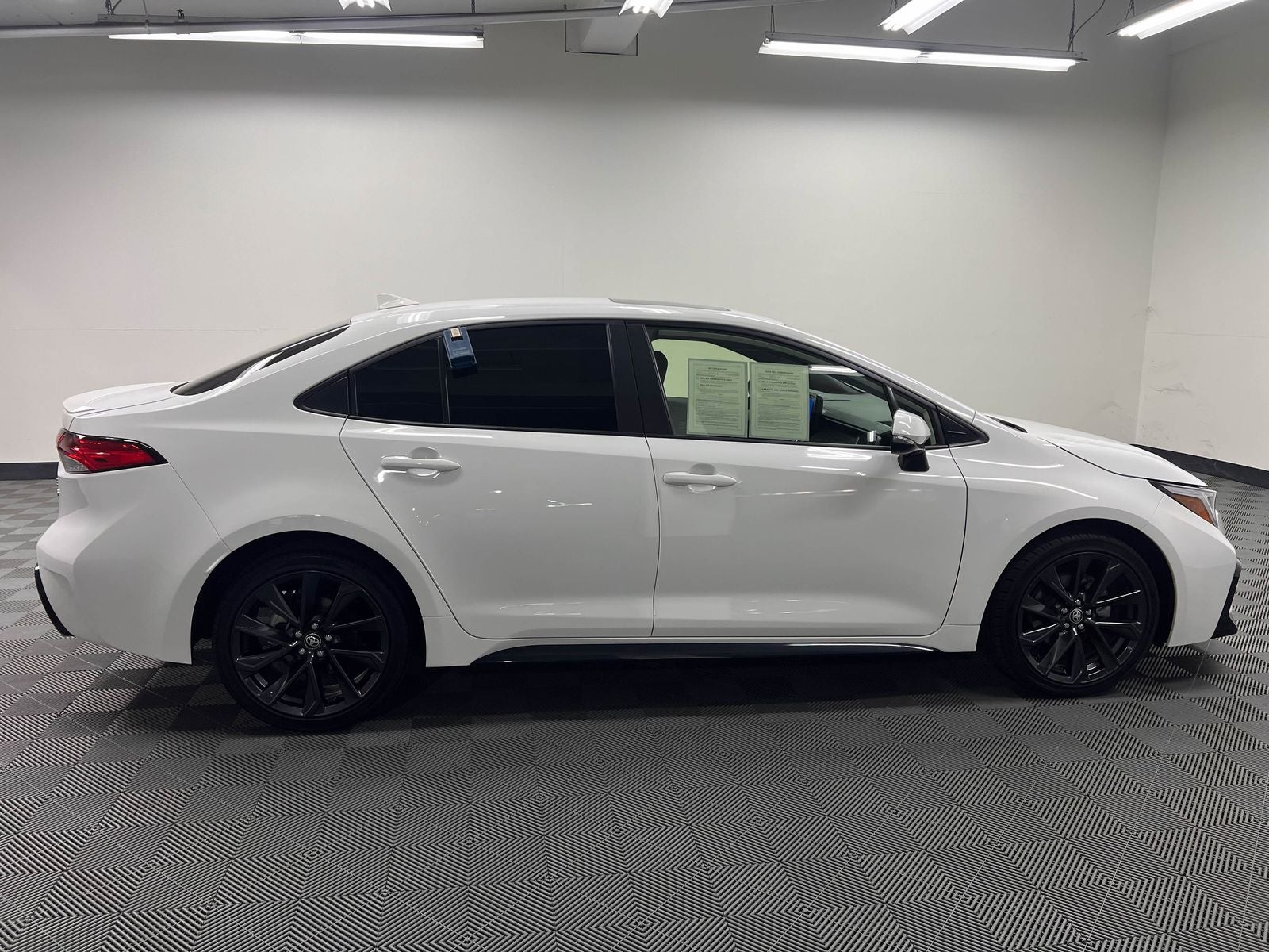 2024 Toyota Corolla Hybrid SE