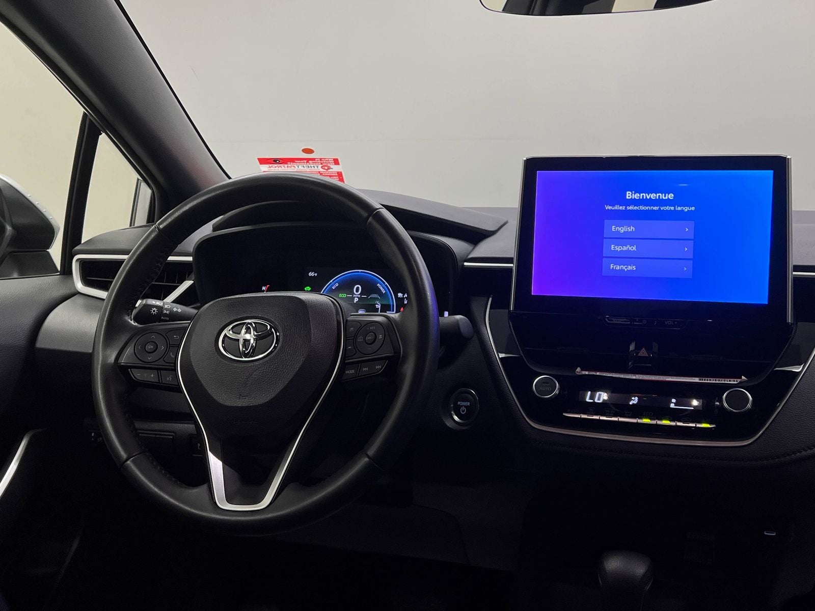 2025 Toyota Corolla Hybrid SE