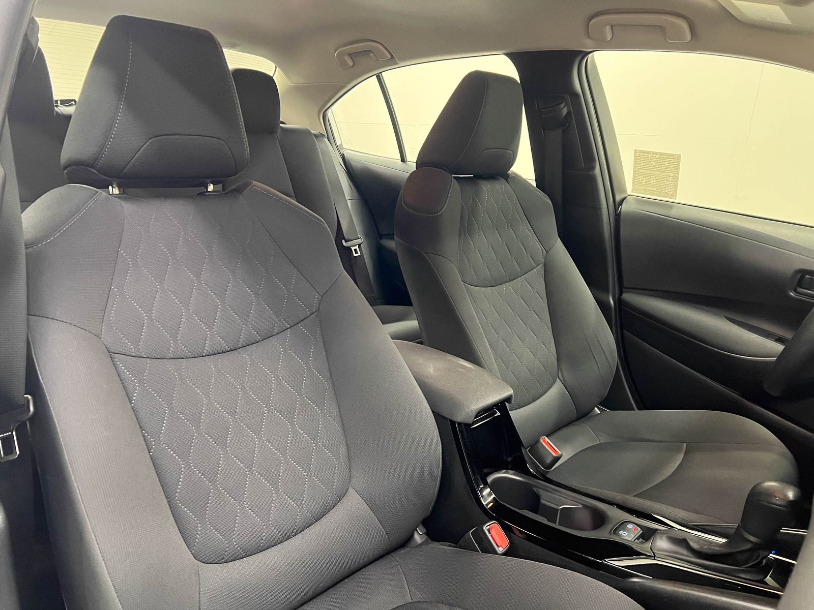 2022 Toyota Corolla Hybrid LE