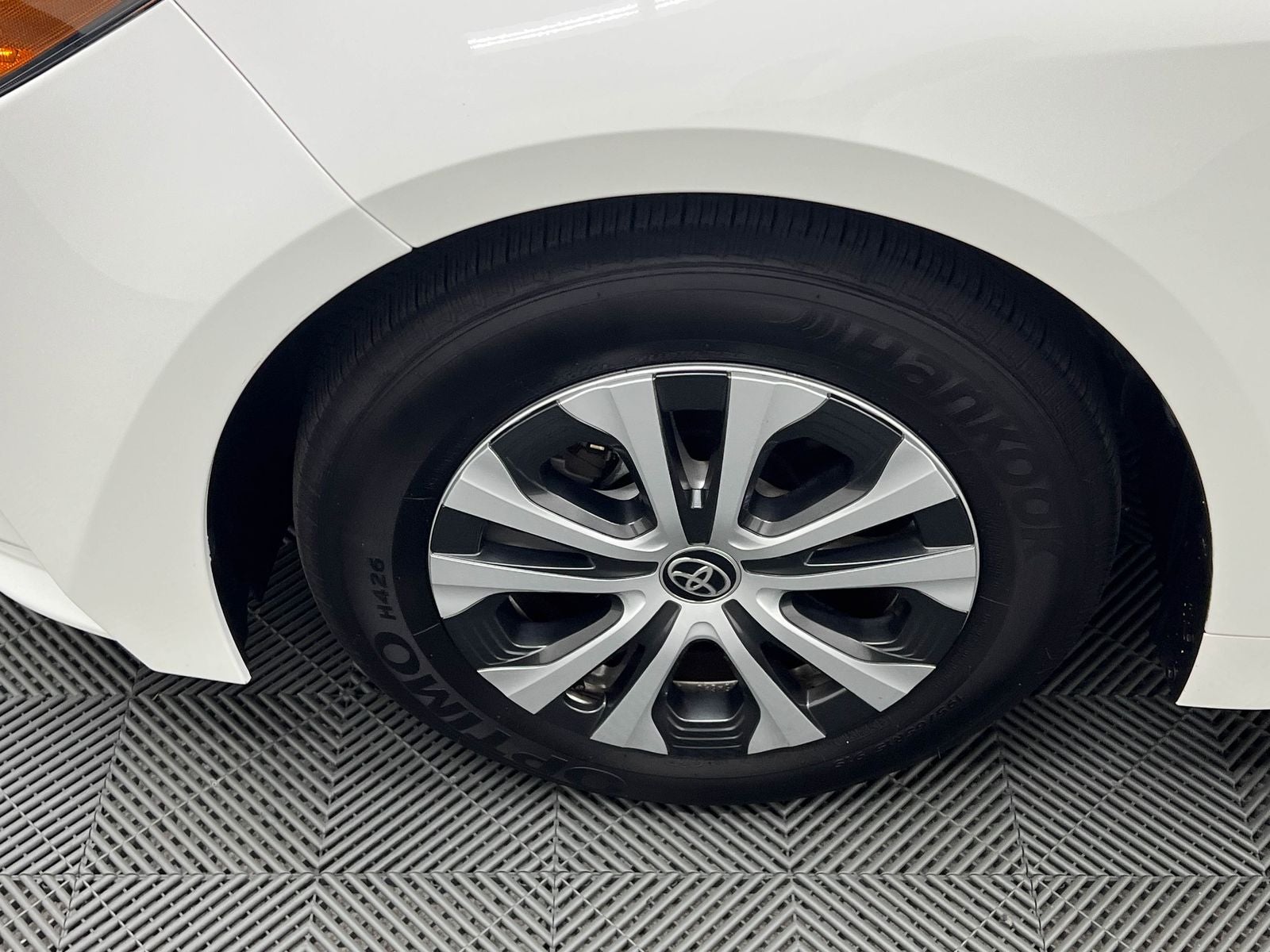 2022 Toyota Corolla Hybrid LE