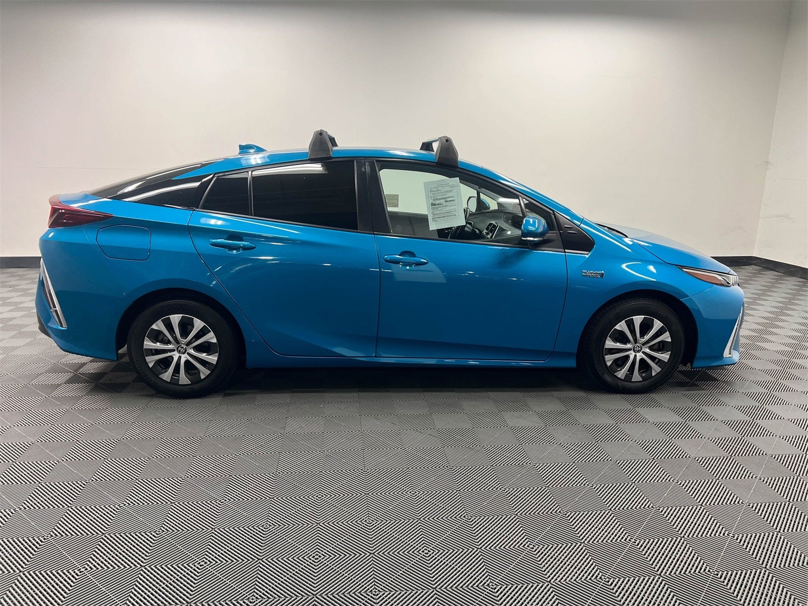 2021 Toyota Prius Prime LE