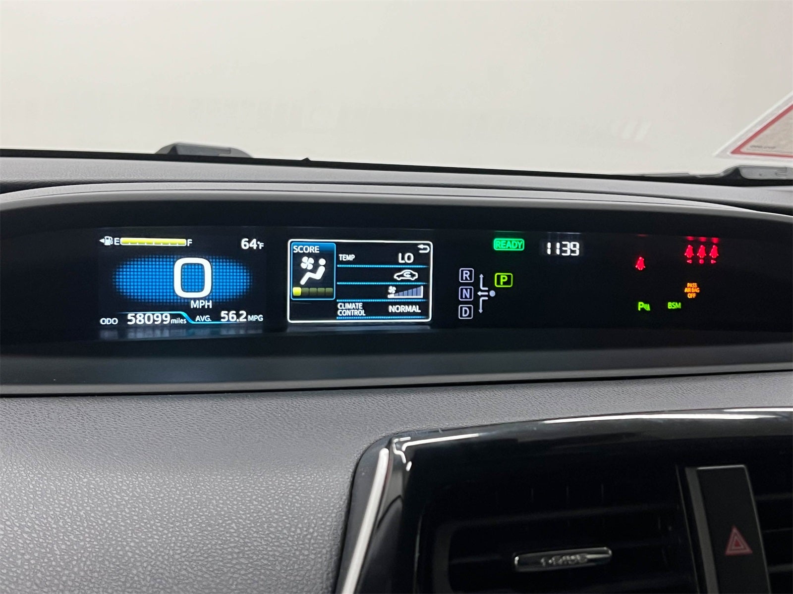 2022 Toyota Prius XLE