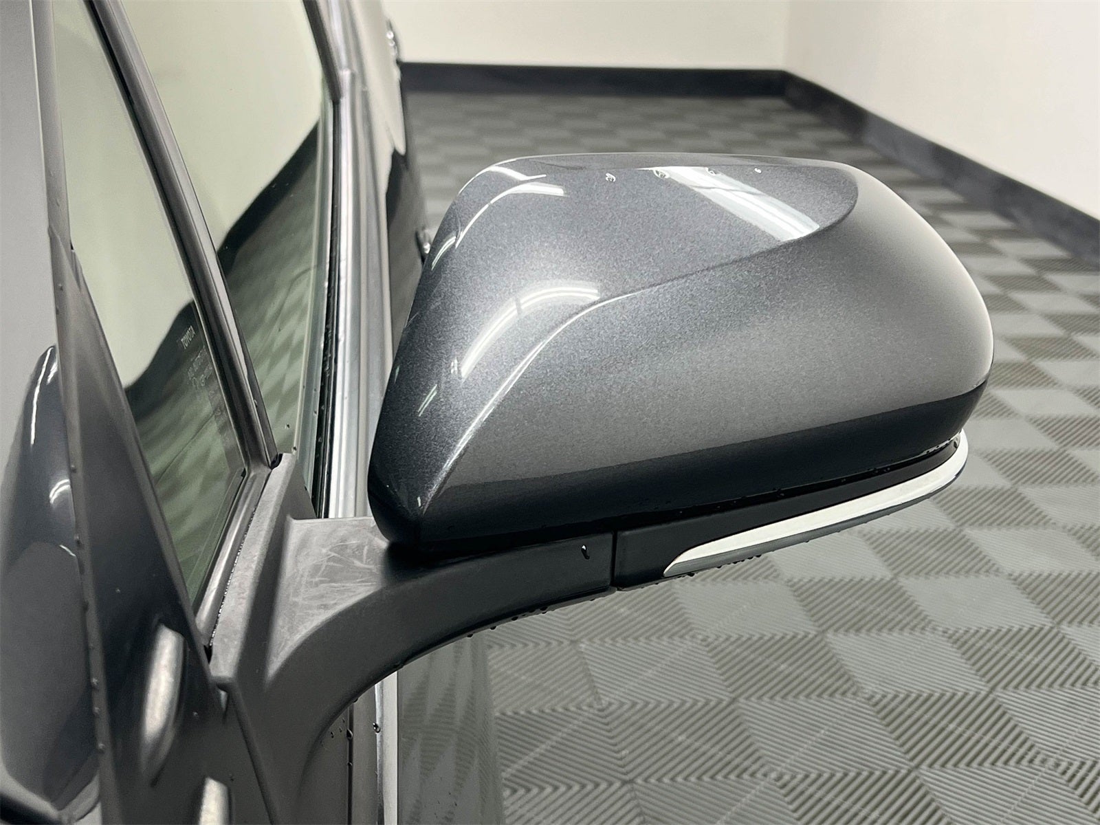 2022 Toyota Prius XLE