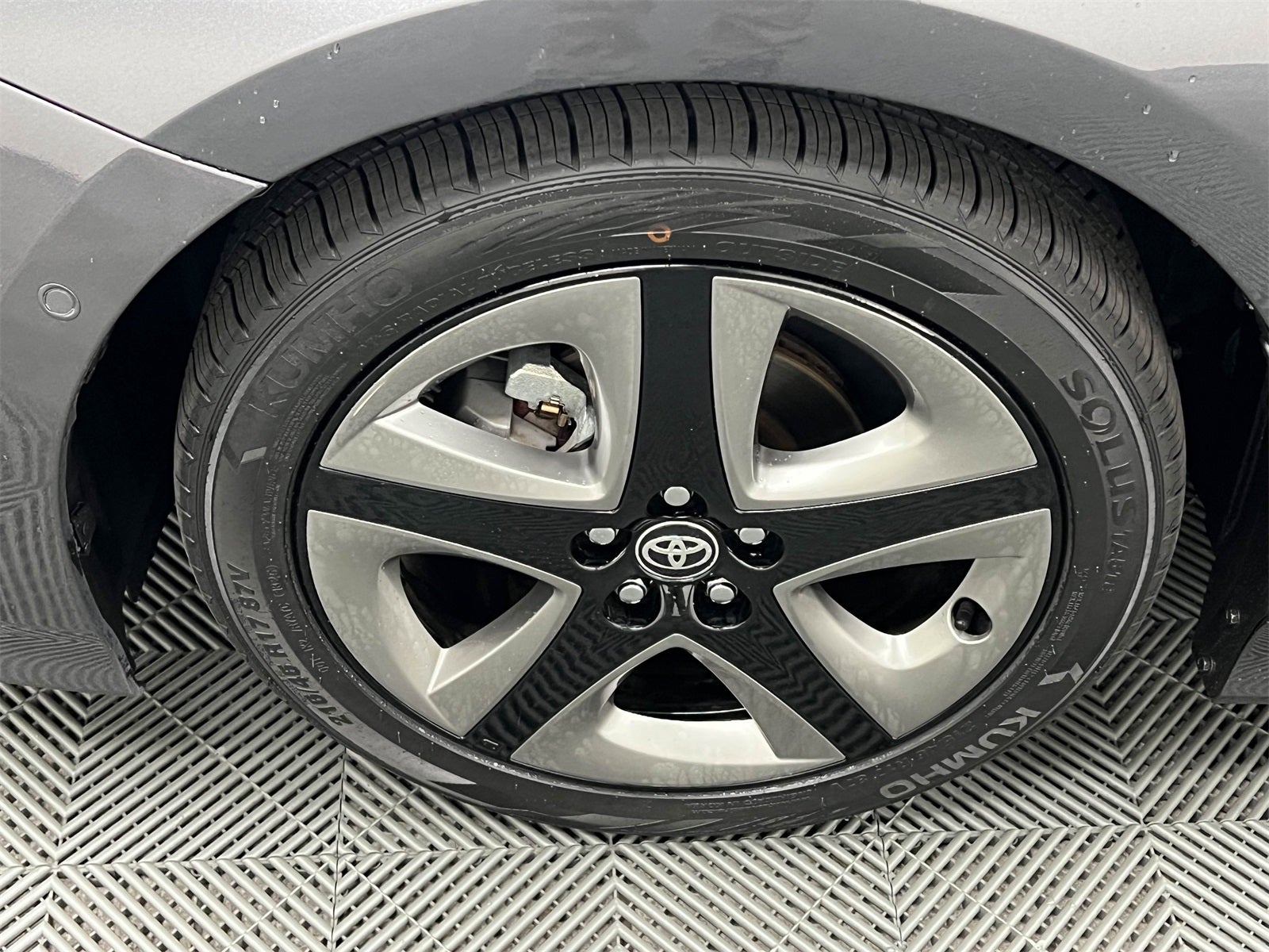 2022 Toyota Prius XLE