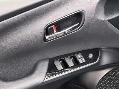 2022 Toyota Prius XLE