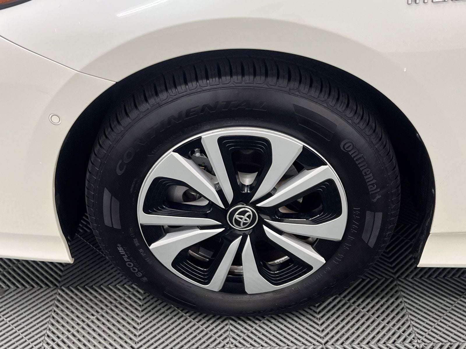 2017 Toyota Prius Prime Advanced