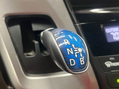 2017 Toyota Prius v Four