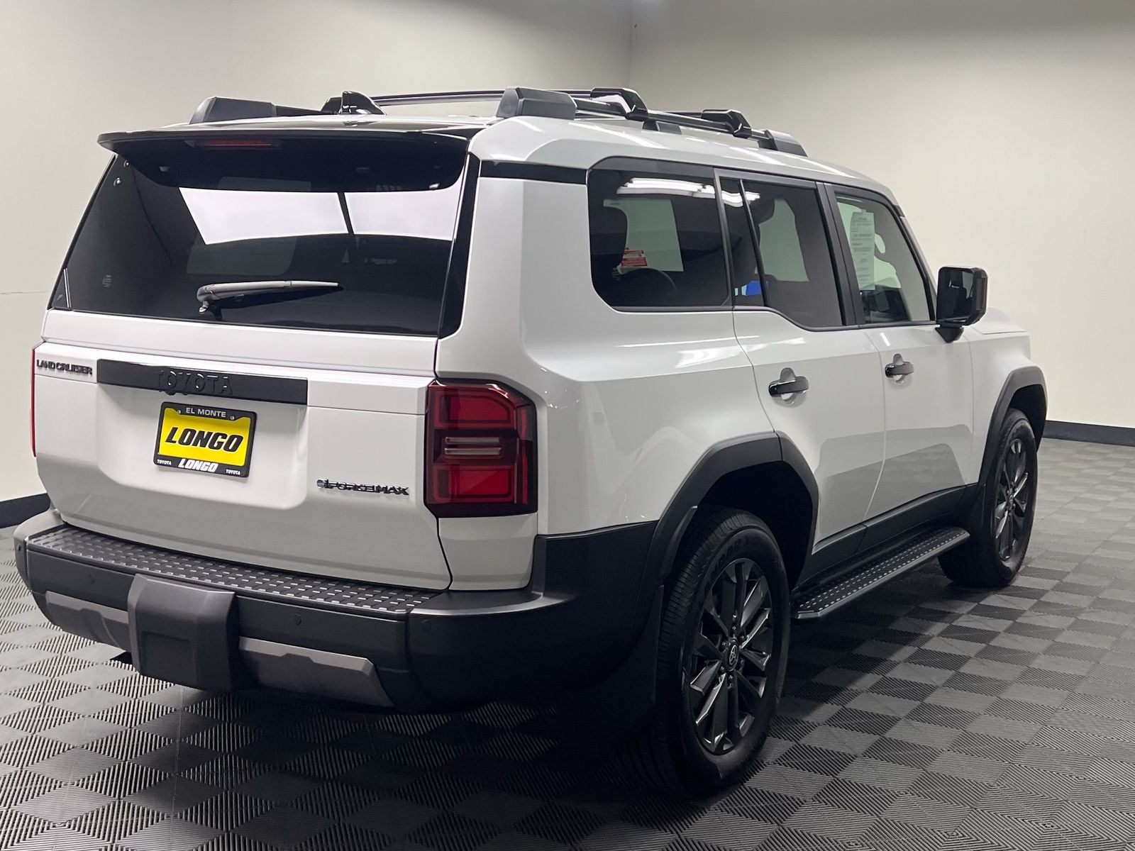 2025 Toyota Land Cruiser Base