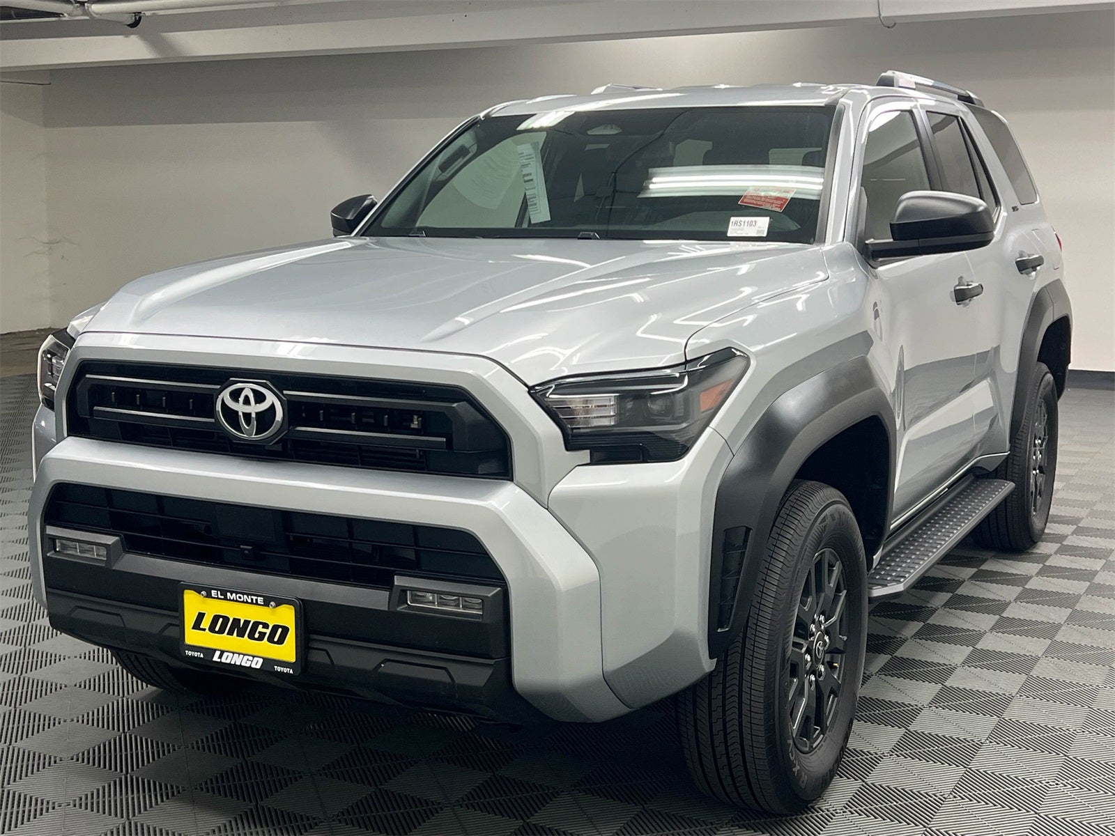 2025 Toyota 4Runner SR5 4WD