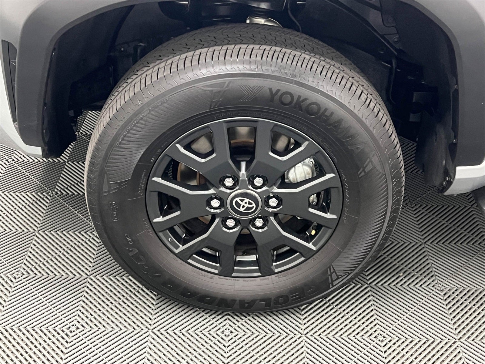 2025 Toyota 4Runner SR5 4WD