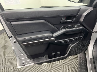 2025 Toyota 4Runner SR5 4WD