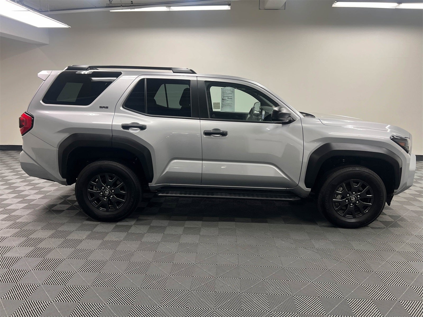 2025 Toyota 4Runner SR5 4WD