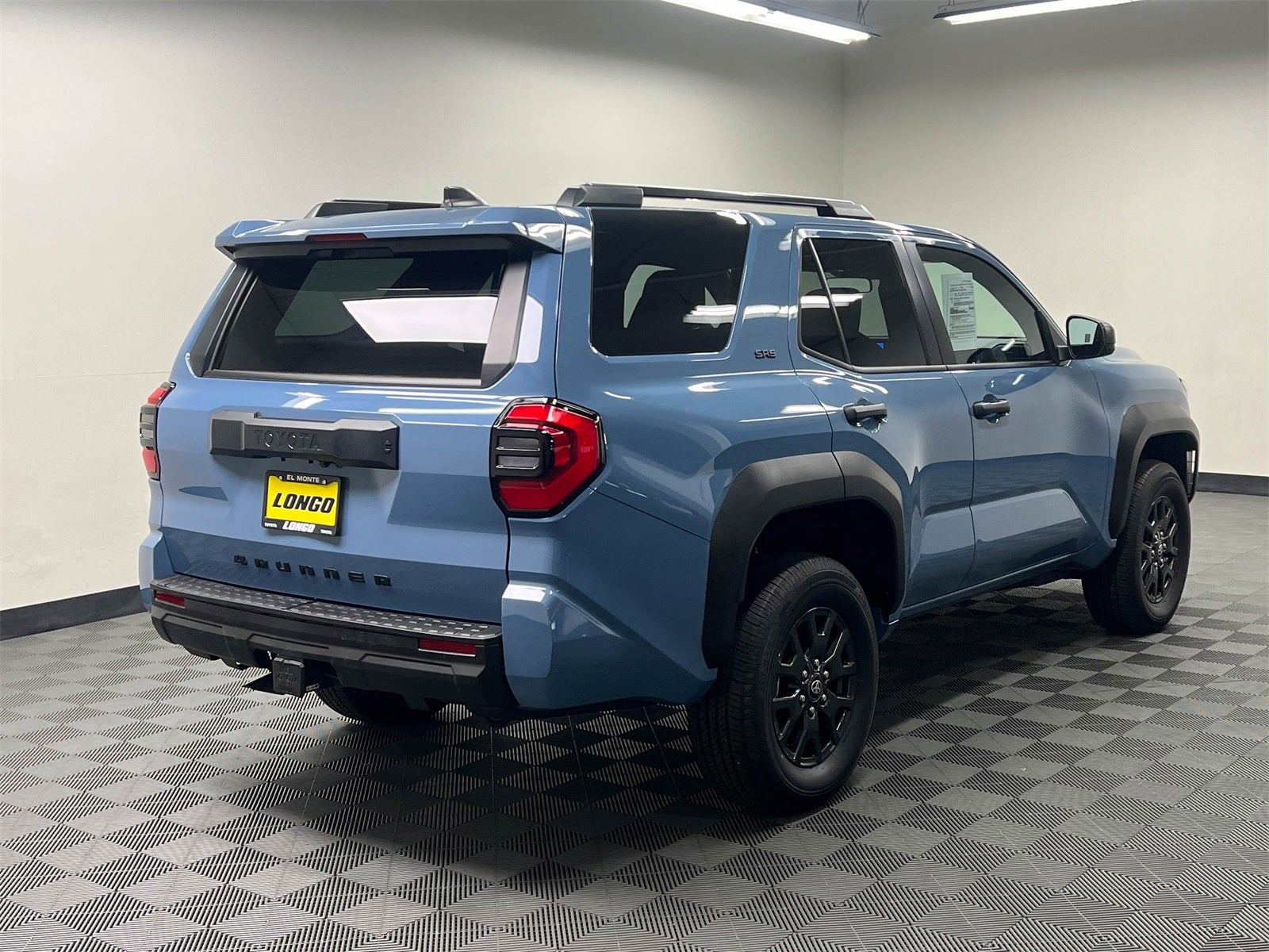 2025 Toyota 4Runner SR5 4WD