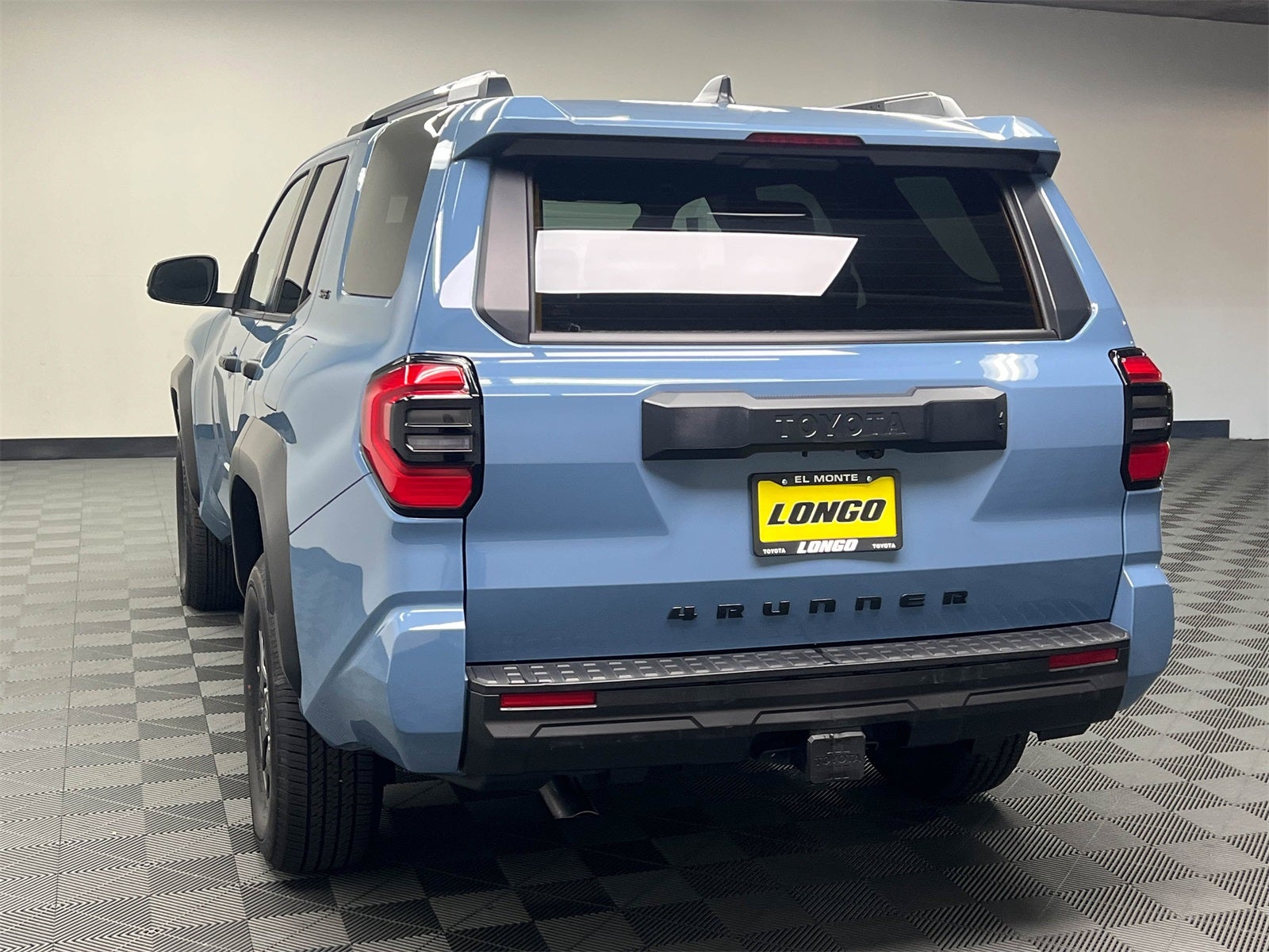 2025 Toyota 4Runner SR5 4WD