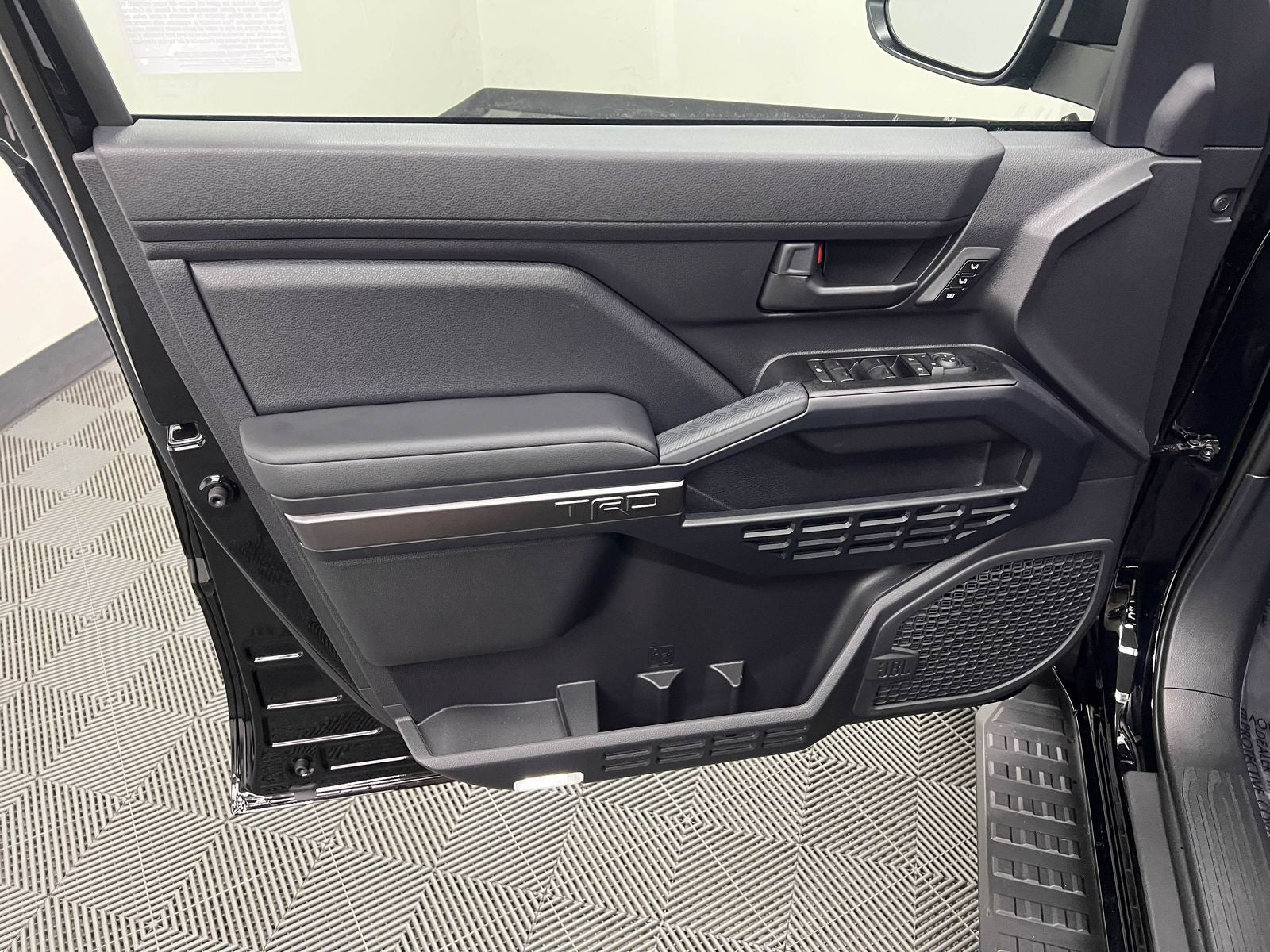 2026 Toyota 4Runner i-FORCE MAX Hybrid TRD Off Road Premium