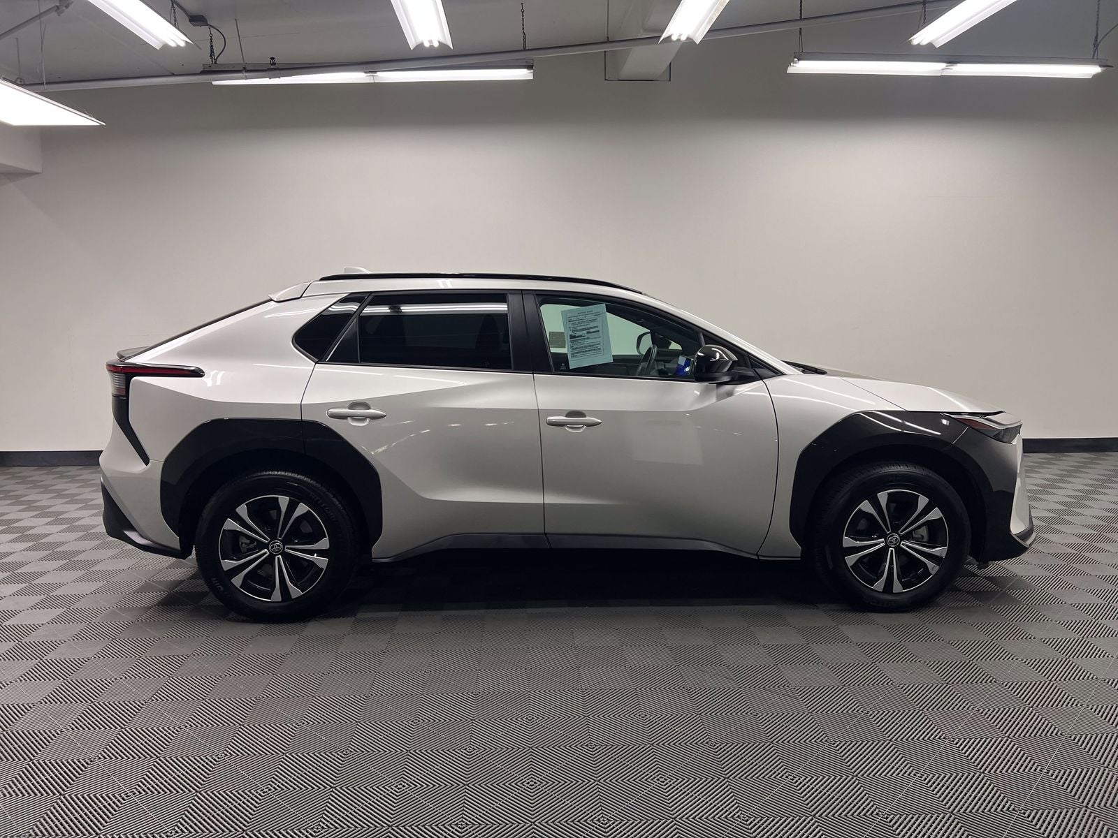 2023 Toyota bZ4X XLE